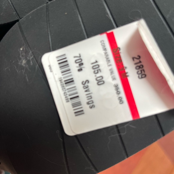 NWT 2” stacked heel pumps - Picture 4 of 7